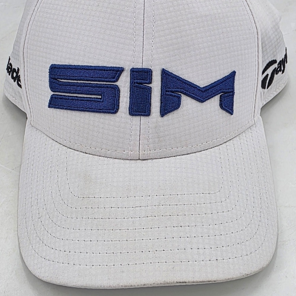 TAYLORMADE SIM TOUR AUTHENTIC GOLF HAT OSFA WHITE BLUE PERFORMANCE ADJUSTABLE